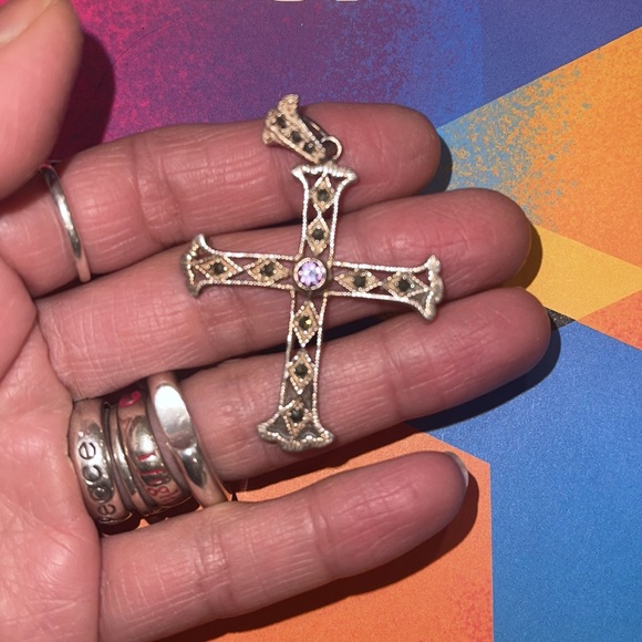 Sterling Silver Cross or Crucifix with amethyst and hematite - Picture 4 of 4